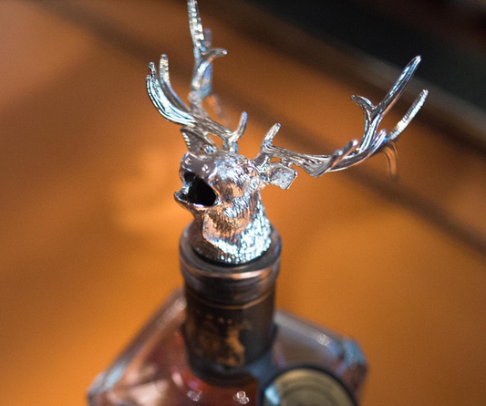 Old Elk Head Pour Spout